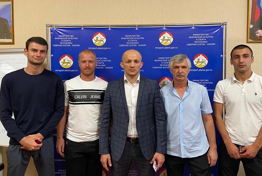 Футболистам из Северной Осетии присвоили звания «Заслуженный мастер спорта России»