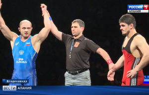 Североосетинские борцы завоевали десять медалей на турнире «Аланы»