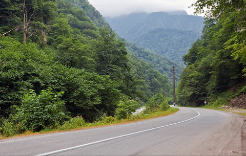 На горной дороге в Северной Осетии произошло ДТП