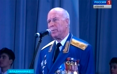 В Северо-Осетинском академическом театре поздравили защитников Отечества