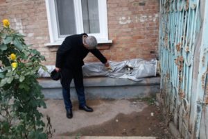 После вмешательства активистов Общероссийского народного фронта в Северной Осетии в одном из многоквартирных домов (МКД) города Моздока были теплоизолированы трубы