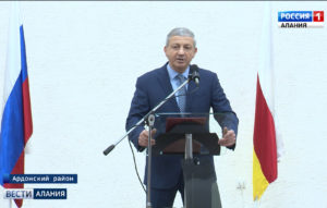 Вячеслав Битаров поздравил лучших работников Ардонского, Ирафского и Дигорского районов с наступающим Новым годом