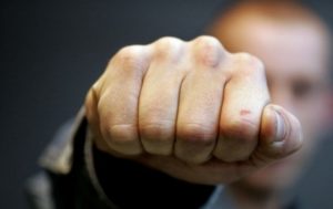 В Северной Осетии возбуждено уголовное дело в отношении дебошира, ударившего полицейского