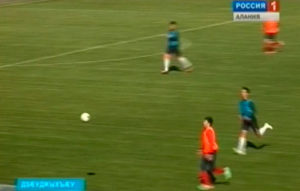 Футболон клуб «Алания – Д» Уæрæсейы чемпионаты дыккаг дивизионы уалдзыгон ерыстæм йæ цæттæгæнæн тренировкæтæ фæци