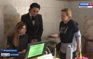 Наукон-практикон конференци «Колмогоровы кæстытæ» æххæст кæнгæйæ, Цæгат Ирыстоны паддзахадон университеты, арæзт æрцыдысты робототехникæйæ ерыстæ