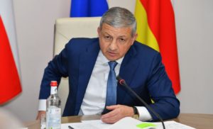 Правительственная комиссия озвучила пункты протокола, подписанного Вячеславом Битаровым и Искандером Махмудовым