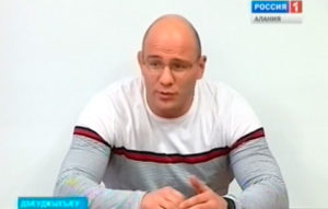 Республикæйы иугонд командæйы уæнгтимæ уæгъдибар хъæбысхæстæй фембæлд 3 хатты олимпаг чемпион Таймазты Артур