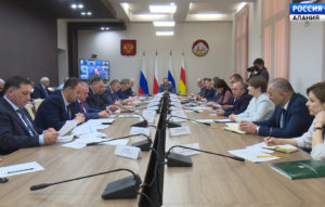 Кæлæддзаг хæдзæрттæй адæмы хуыздæр царды уавæртæм ракæнын.