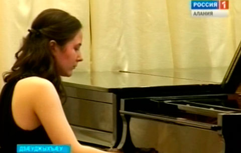 Классикон музыкæйы изæр арæзт æрцыд Чайковскийы номыл сывæллæтты музыкалон скъолайы