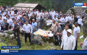 Иумæйаг паддзахадон фæлварæнмæ бирæ рæстæг нал баззад