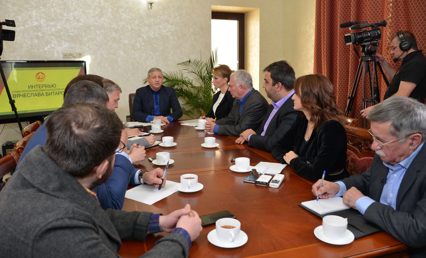 Вячеслав Битаров встретился с главными редакторами республиканских СМИ