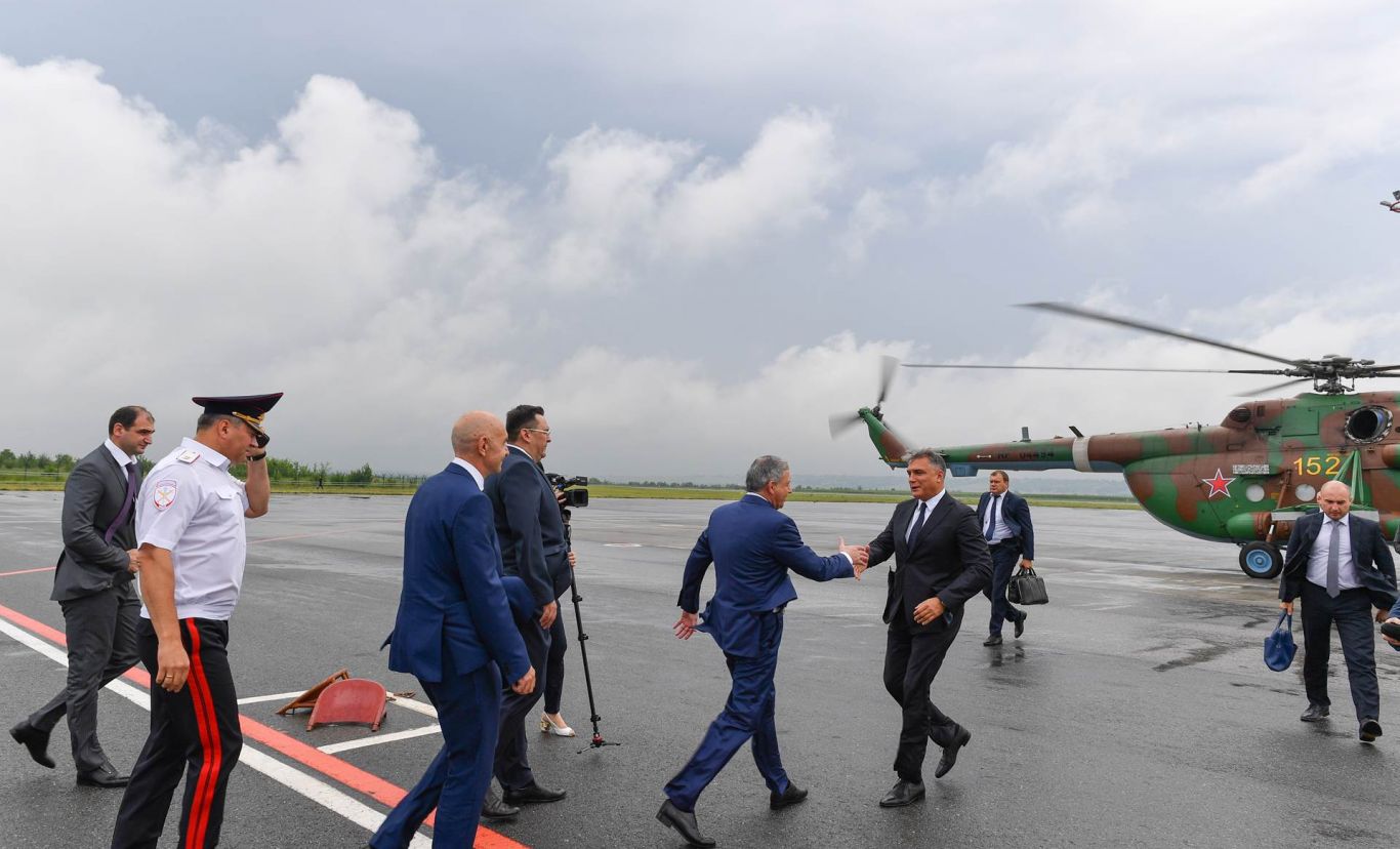 В Северную Осетию прибыл полпред президента России в СКФО Александр Матовников