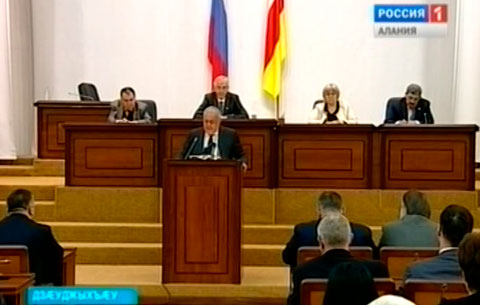 Республикæйы сæргълæууæг раныхас кодта Парламенты депутатты цур