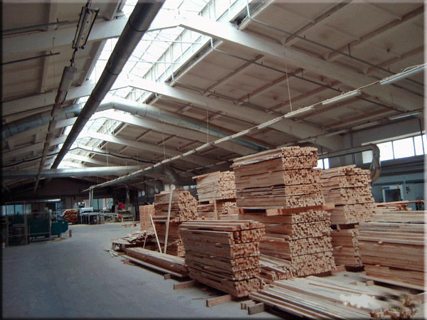 Работники Алагирского деревообрабатывающего завода могут остаться без работы