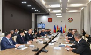 Таймураз Тускаев провел оперативное совещание с представителями министерств и ведомств