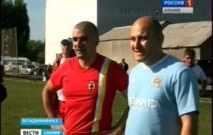 Во Владикавказе прошел футбольный матч между командой администрации города и сборной Правительства и Парламента Северной Осетии