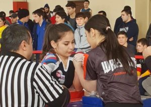 В Дигоре определили чемпионов республики по армрестлингу