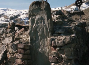 Первый! Молитва в камне