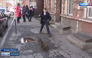 Активисты ОНФ проверили рейд по «убитым дорогам» Владикавказа