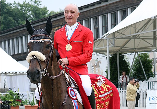 Конкурист Владимир Туганов стал призером соревнований в Абу-Даби