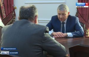 Вячеслав Битаров поручил Тамерлану Гогичаеву взять на контроль создание ФАПов в отдаленных населенных пунктах