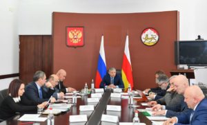 Вячеслав Битаров поставил задачу создавать условия для развития туризма с учетом потребности региональных туроператоров