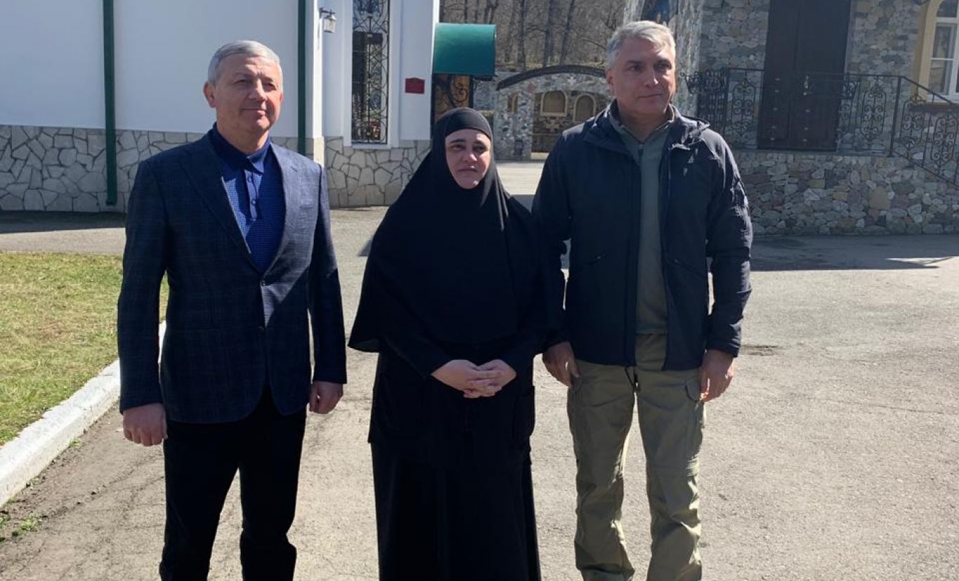 Александр Матовников и Вячеслав Битаров посетили Аланский Богоявленский женский монастырь