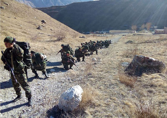 Разведчики соединения ЮВО из Волгоградской области завершили горную подготовку в горах Северной Осетии