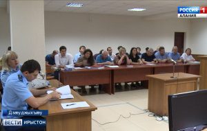 Цъыккаты Владимиры хъуыддаджы фæдыл æмбырд та аргъæвтой 2 къуыримæ