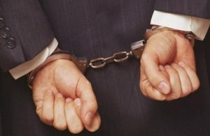 Сотрудник республиканской прокуратуры задержан по подозрению в получении взятки и злоупотреблении должностными полномочиями