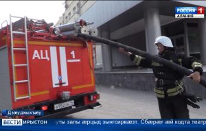 Æнæнхъæлæджы цауты министрад сæрмагонд ахуыртæ сарæзта ирон театры бæстыхайы