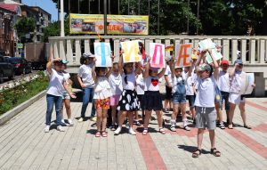 В Республиканском Дворце детского творчества открылась вторая лагерная смена, посвященная 160-летию Коста Хетагурова