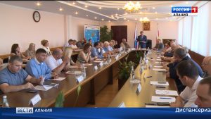 На заседании Общественного совета Владикавказа обсудили диспансеризацию и вакцинацию населения
