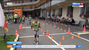 Сотрудники ГИБДД рассказали о правилах дорожного движения детям, отдыхающим в лагере «Урсдон»