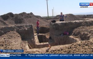 Абон сæ профессионалон бæрæгбон бæрæг кæнынц археологтæ