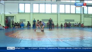 Цæгат кавказы 87 æвзонг æфсæддоны архайдтой 10-æм турниры грекъаг-ромаг хъæбысхæцтæй