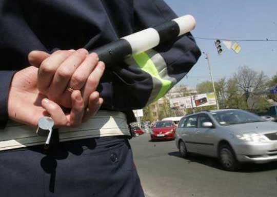 Пьяный водитель укусил сотрудника ГИБДД