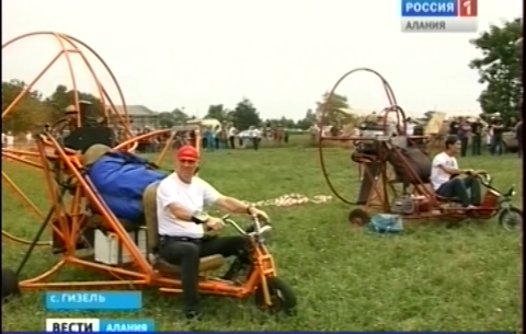 В Северной Осетии прошло авиашоу приуроченное к началу второго века Российской военной авиации