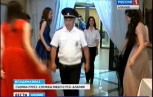 К охране порядка в дни проведения выпускных балов привлечено около четырехсот сотрудников полиции