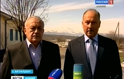 Таймураз Мамсуров провел встречу с председателем правления Внешэкономбанка Владимиром Дмитриевым