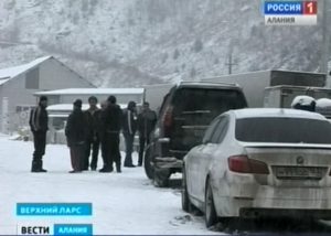 Движение автотранспорта по Транскавказской магистрали по-прежнему запрещено