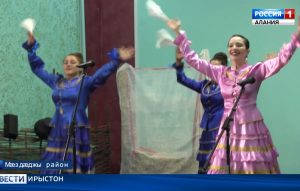 Мæздæджы районы Станица Луковскæйы уыд конкурс «Кафут æмæ зарут теркаг хъазæхъхъæгтæ»