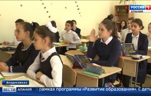 Школьники, которые планируют поступать в медицинские вузы смогут пройти подготовку в классах с углубленным изучением химии и биологии