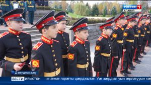 Цæгат Кавказы суворовон æфсæддон училищайы ахуырдзаутæ бахордтой ард