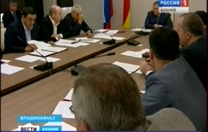 Сергей Такоев провел совещание с министрами Северной Осетии