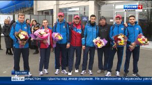 Араббаг Эмираттæй уæлахизимæ сыздæхтысты нæ республикæйы рог атлетикæйы спортсментæ