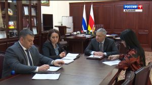 Ацы азы кæронмæ 66 сидзæр сывæллонæн ратдзысты сæхи цæрæнуæттæ