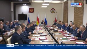 Республикæйы хицауады уæнгтæ сæ архайдæн скодтой хатдзæгтæ