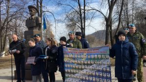 Во Владикавказе почтили память десантников 6-й роты, погибших в бою у Высоты 776
