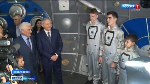 Ближе к звездам: во Владикавказе открыли Школу космонавтики и планетарий